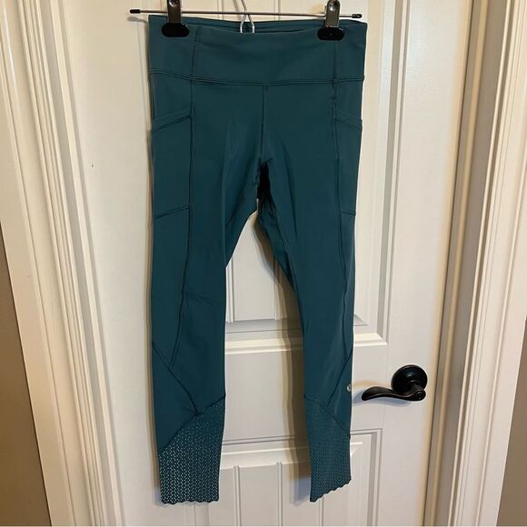 Lululemon Tight Stuff Tight II 25"
Deep Cove - Picture 6 of 14
